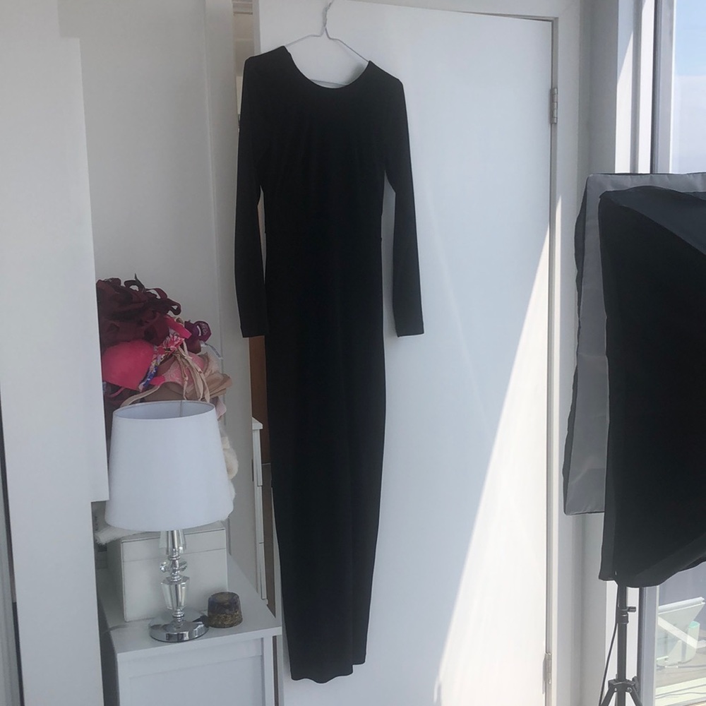 NWOT H&M Gold Label ‘By Night’ Black V Back Dress